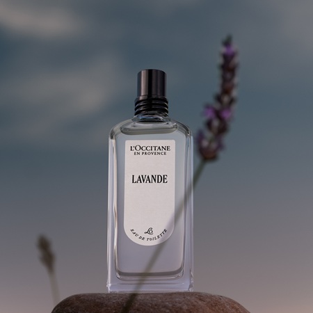 L'OCCITANE�i���N�V�^���j�̃V���b�v�j���[�X�u�y�V�����z�����ɂ���߂����x���_�[���A�~���L�[�ȃT���_���E�b�h�Ɨn�������āB�����@���h�V���[�Y�B�v