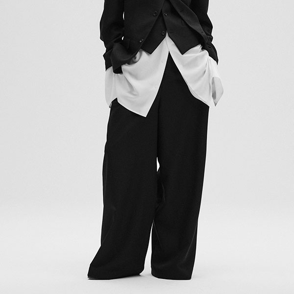 ato�i�A�g�E�j�̃V���b�v�j���[�X�u�㎿�f�ނ��`���A�������܂��ꂽ���C�h�V���G�b�g�v