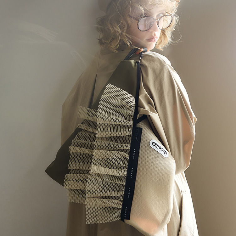 Three Four Time�i�X���[�t�H�[�^�C���j�̃V���b�v�j���[�X�uCepica(�Z�s�J)�̂������߃o�b�O�v