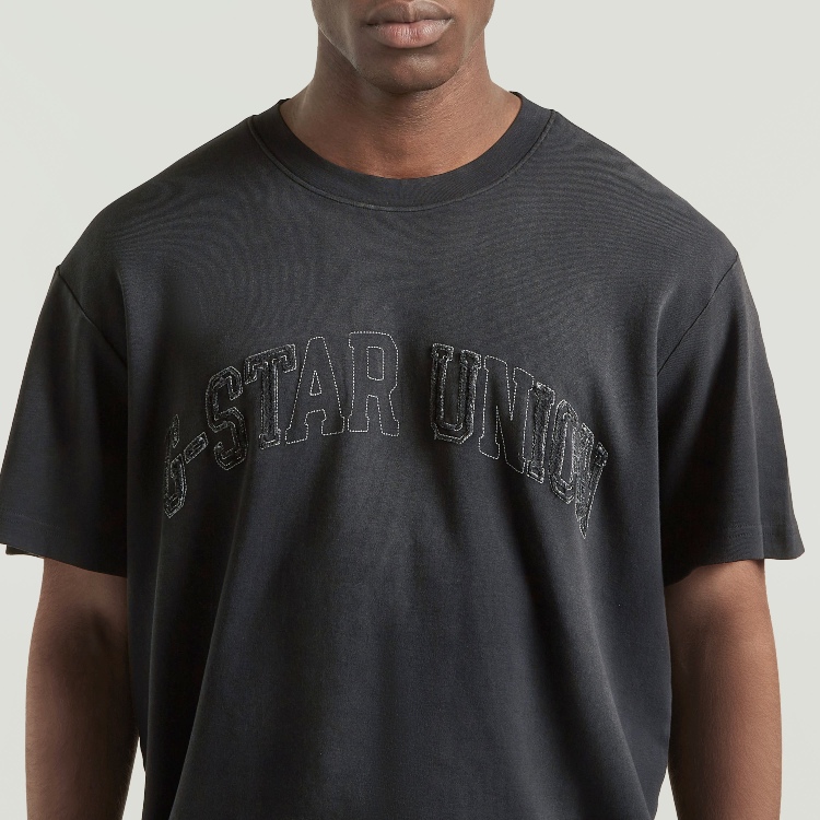 G-STAR RAW�i�W�[�X�^�[�E���D�j�̃V���b�v�j���[�X�u���S�Ŗ�����A���̈ꖇ�B�yG-STAR�z�v