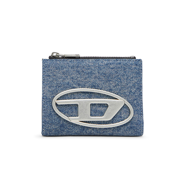 DIESEL�i�f�B�[�[���j�̃V���b�v�j���[�X�u�J�^���Ɍ����āA�����炨�C�ɓ�����v