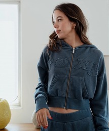 ROXY/QUIKSILVER�i���L�V�[/�N�C�b�N�V���o�[�j�̃V���b�v�j���[�X�u�yNew�A�C�e���z�g�����h���̂���V���[�g�䂪�ڂ������t���W�b�v�t�[�f�B�[�v