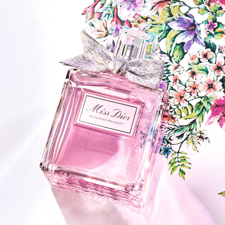 ZOZOTOWN｜MISS DIOR BLOOMING BOUDOIR COLLECTION