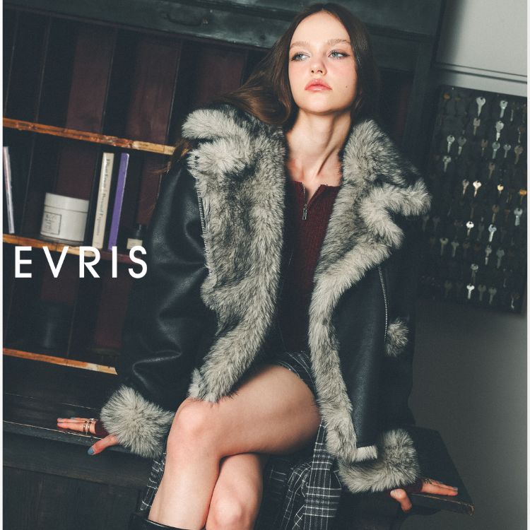 EVRIS(エヴリス)の「EVRIS(エヴリス)8/21(金)~リバーシブルフェイクファーブルゾン先行予約START」