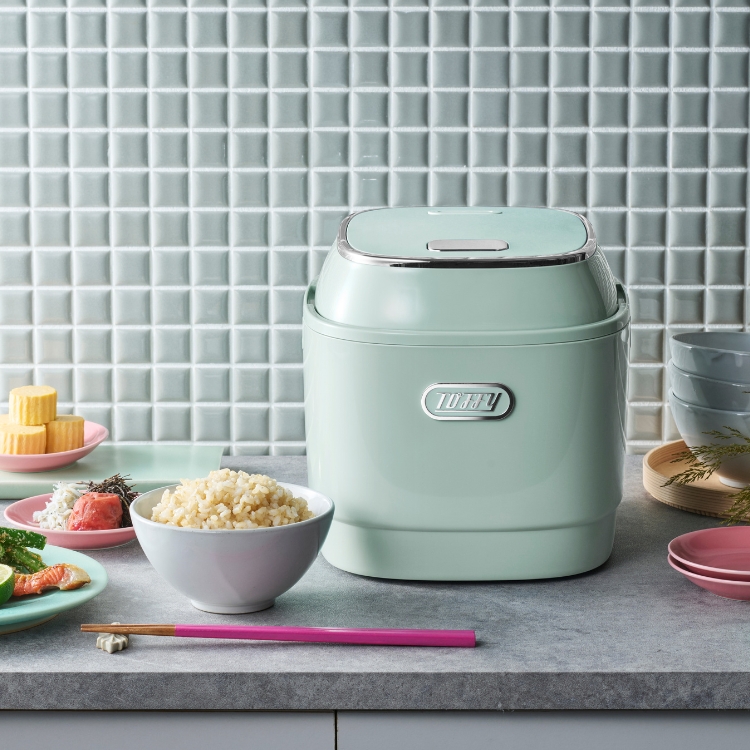Toffyマルシェ（トフィーマルシェ）のショップニュース「炊飯器のイメージを変える、かわいらしいカラー「Toffy 3合マイコンライスクッカー」」