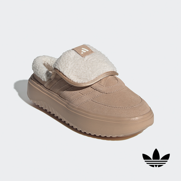 adidas(アディダス)の「【アディダス公式】秋冬にぴったりなGRAND COURT MULEが登場」