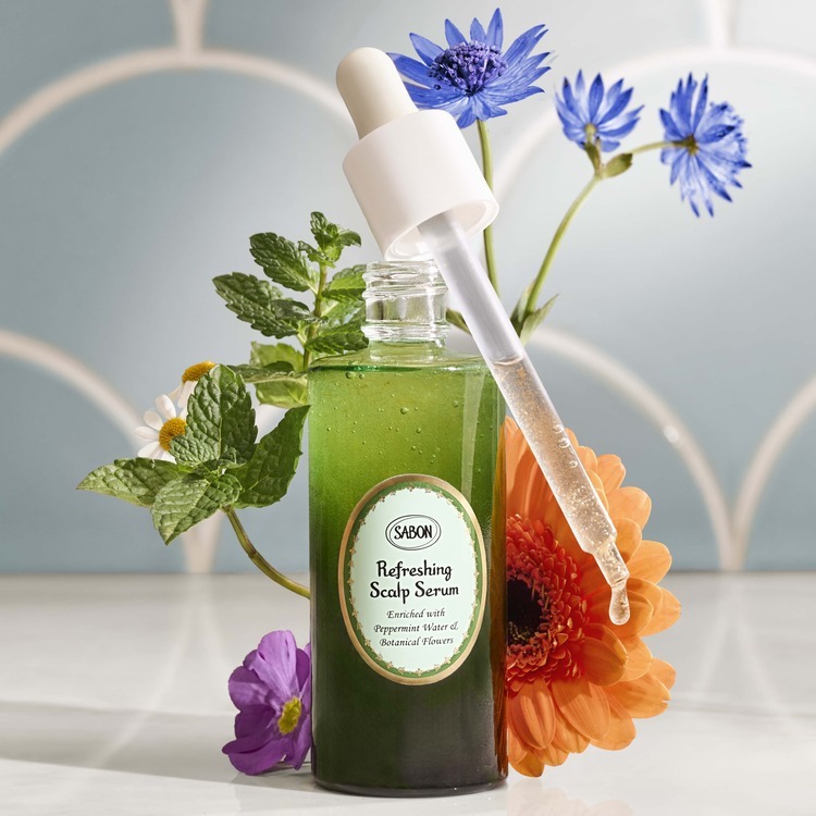 SABON(サボン)の「NEW ARRIVAL|涼感ミントで夏の頭皮に爽快な潤いを。「リフレッシング スカルプセラム」が新登場」