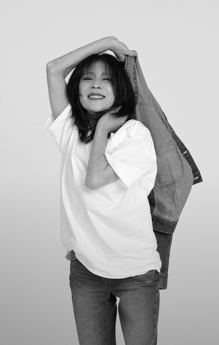 8点セット 】中森明菜 写真展 アクリルスタンド マフラータオル フォト