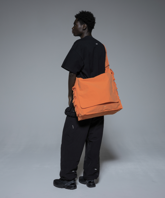 NYLON STDM BIG TOTE