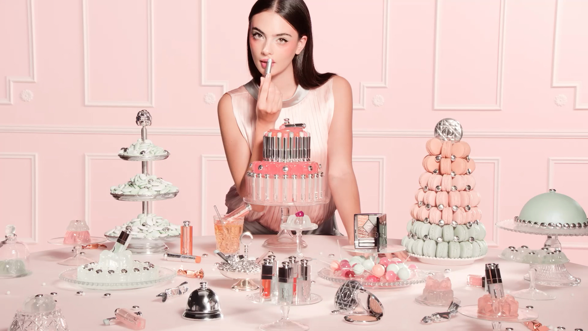 動画：ウルトラ ミント ルック