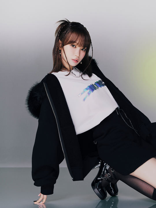 LE SSERAFIM × ZOZOTOWN】オリジナルアイテムを販売！ - ZOZOTOWN